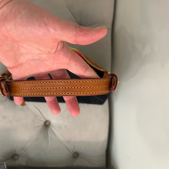 Dooney and Bourke Purse - Picture 7 of 10